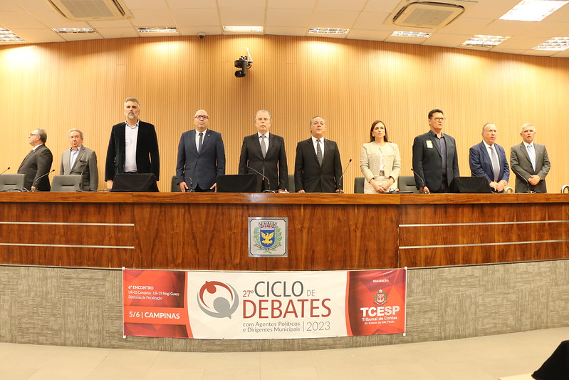 ciclo de debates
