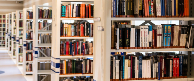 TCE e MPC concordam sobre irregularidades na aquisição de mais de 1 milhão de livros para menos de 60 mil alunos da rede municipal de ensino