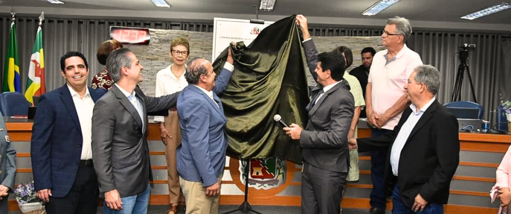 Procurador do MPC-SP participa de inauguração da Escola do Legislativo de Barretos