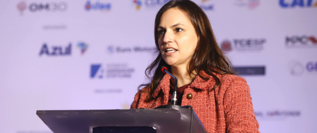 Procuradora-Geral do MPC-SP participa do painel "Controle na Administração Pública" durante a 6ª edição do Conexidades